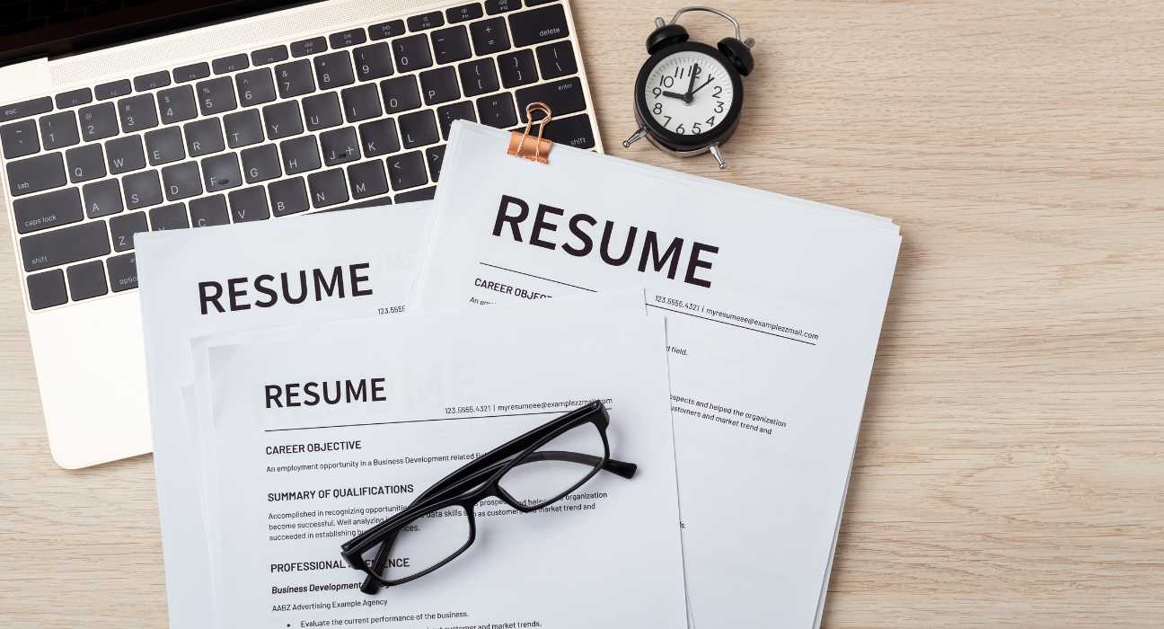 6 ATS-Friendly AI Resume Builders That Actually Beat the Bots